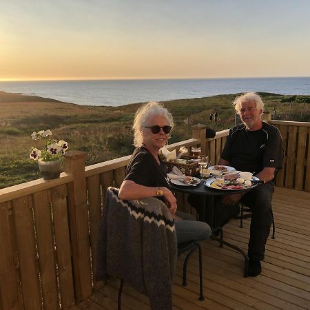 Guesthouse Gimbur Reykjarholl Exteriör bild