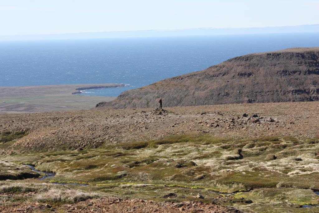 Guesthouse Gimbur Reykjarholl Exteriör bild