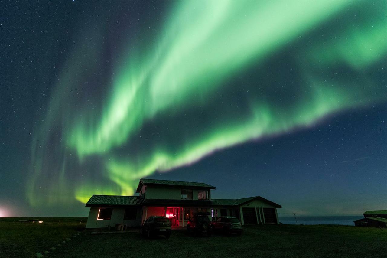 Guesthouse Gimbur Reykjarholl Exteriör bild