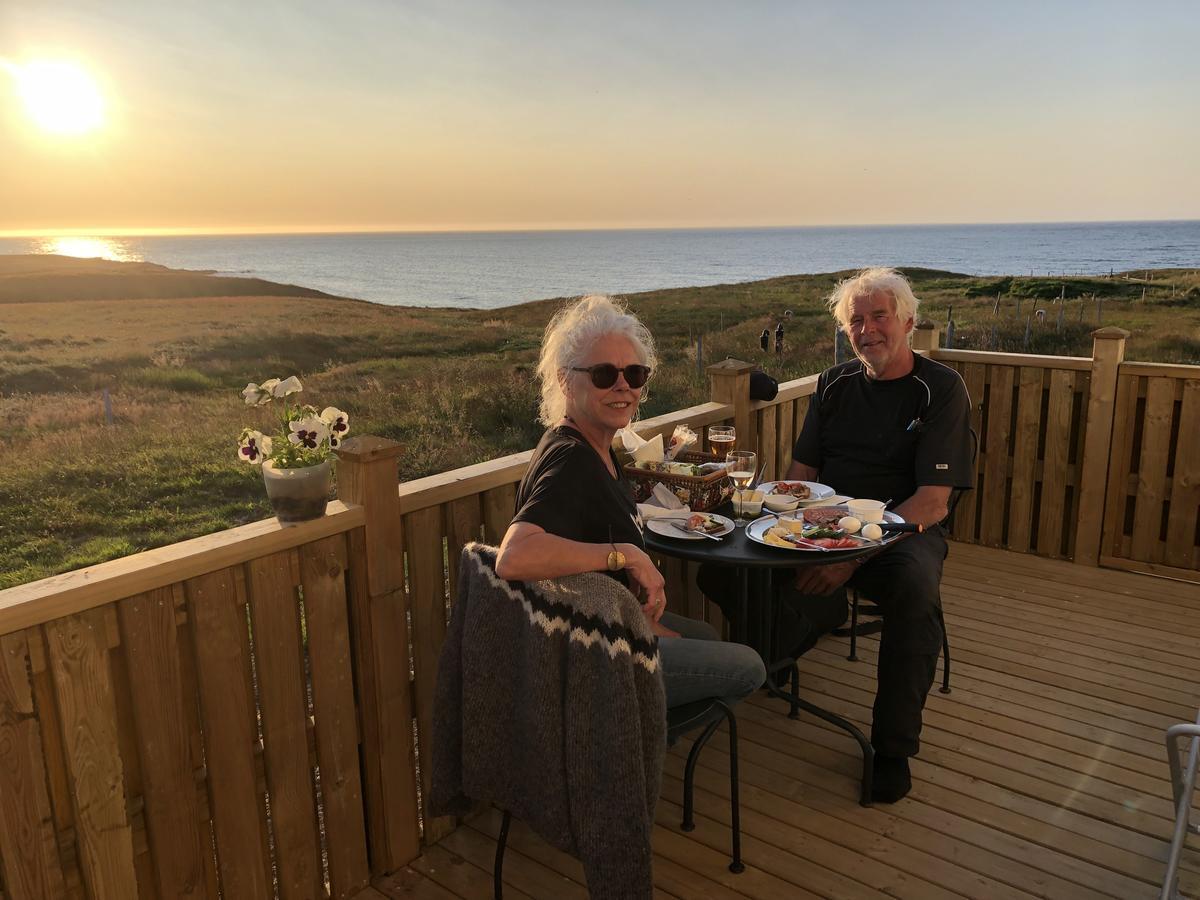Guesthouse Gimbur Reykjarholl Exteriör bild